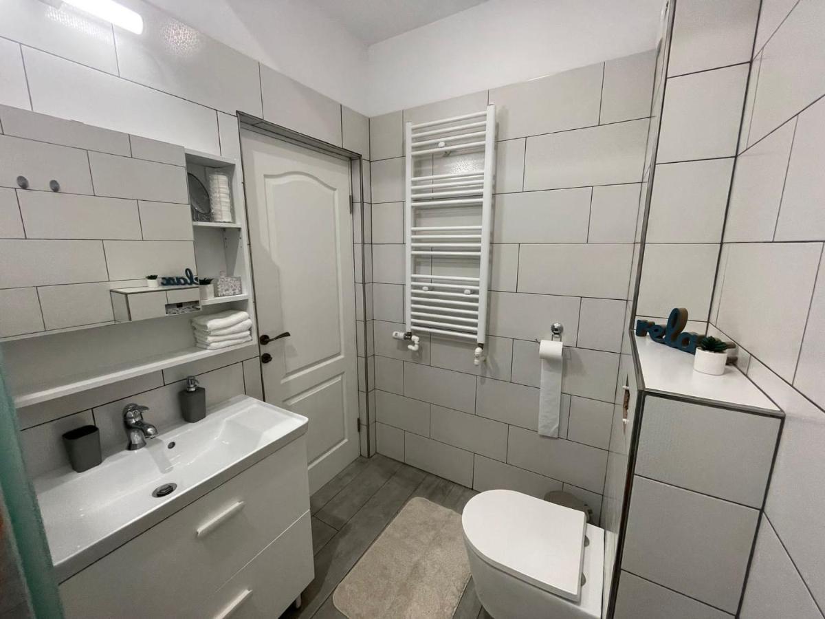 La Oti&Miruna Lägenhet Năvodari Exteriör bild